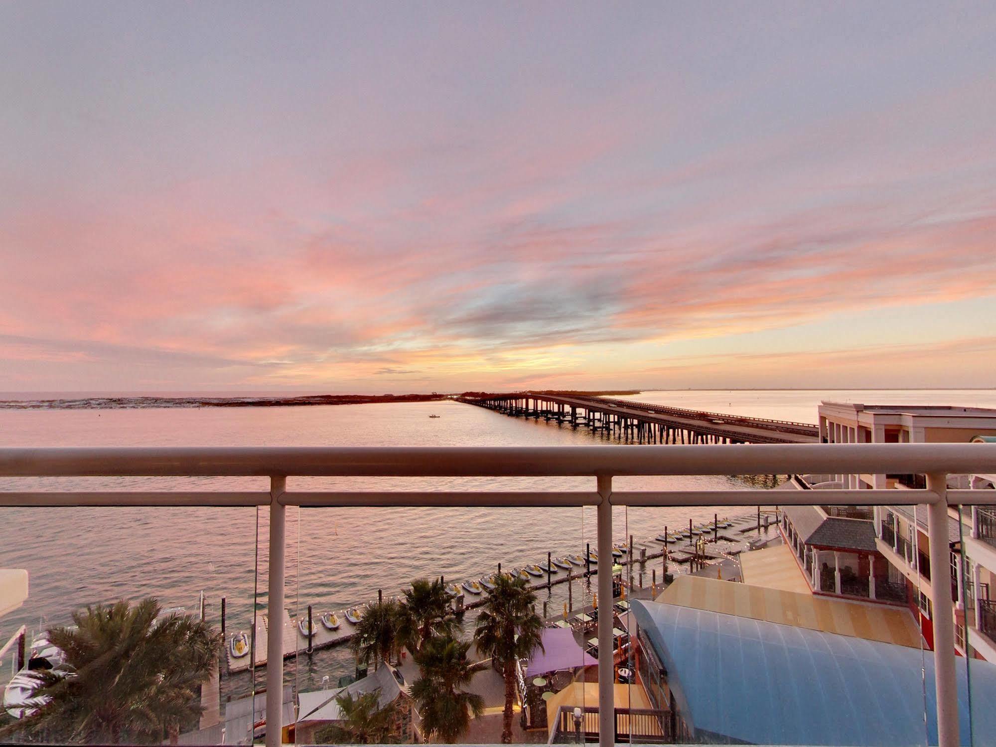 Emerald Grande Condominiums At Harborwalk Village Destin Luaran gambar